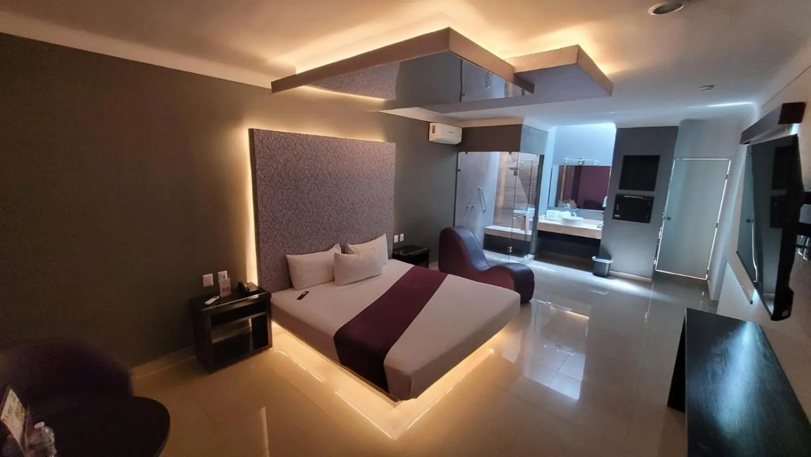 **  Motel Real De Queretaro Mexico
